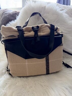 BEIS The‎ Messenger Tote Backpack  Cream Plaid Wool Blend Black Trim  Preowned